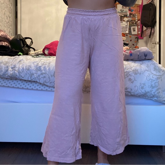 Small Pink Flowy Urban Outfitters Pants - Picture 1 of 3